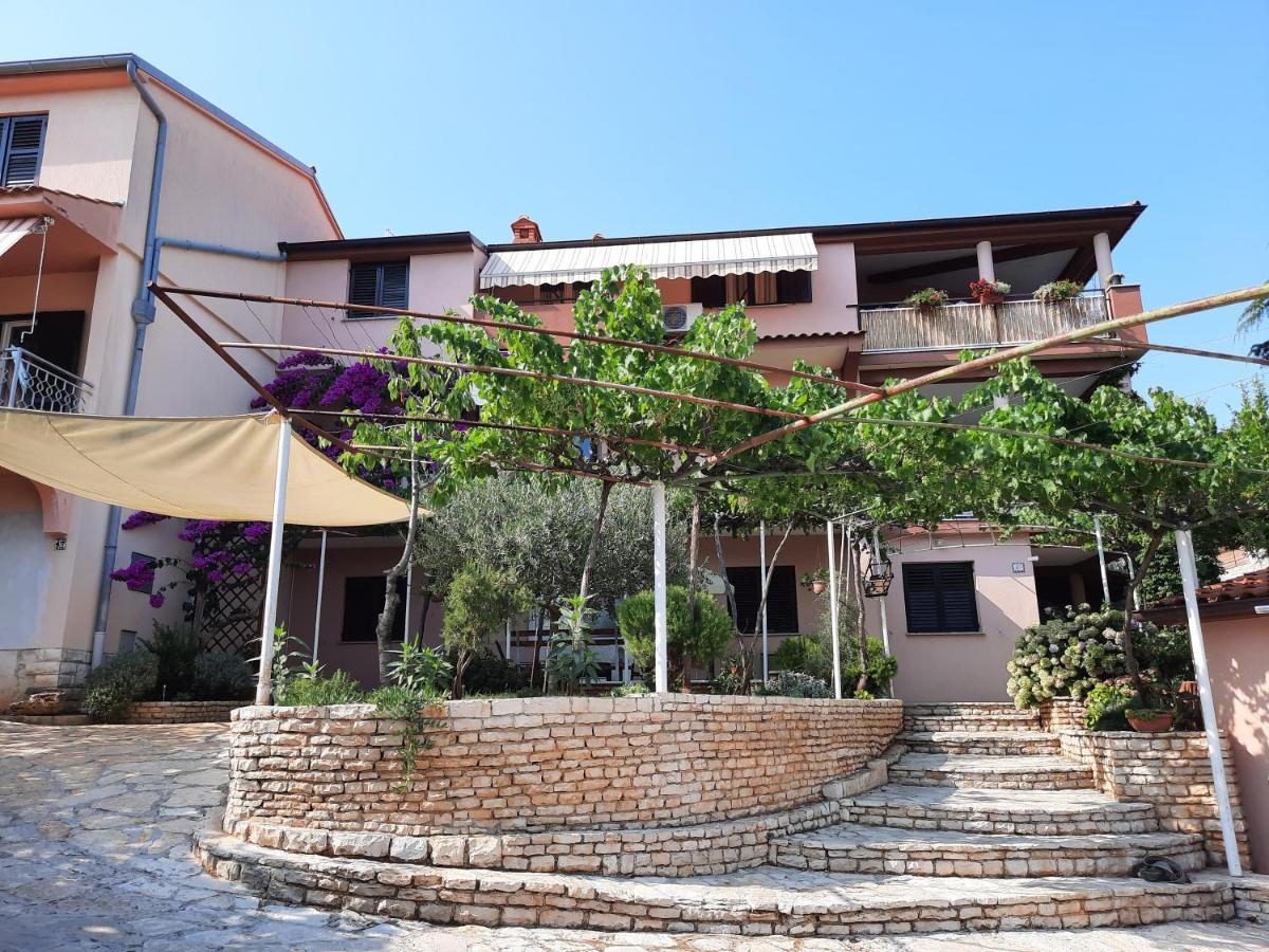 Apartment Nino In Pula Zewnętrze zdjęcie