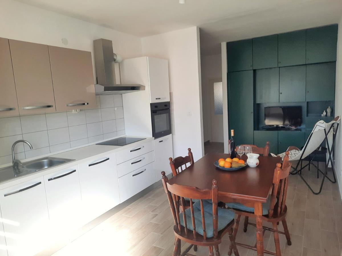 Apartment Nino In Pula Zewnętrze zdjęcie